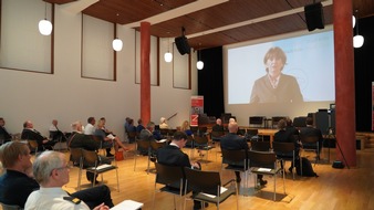 Neues Forschungsinstitut der Feuerwehr Köln: Enge Verzahnung von Wissenschaft und Praxis