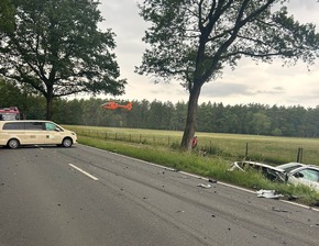 POL-STD: Sechs zum Teil schwerstverletzte Autoinsassen bei Verkehrsunfall auf Landesstraße 124