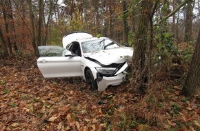 Polizei Mettmann: POL-ME: BMW-Fahrer hatte mehrere Schutzengel: Trotz schweren Unfalls nur leicht verletzt - Langenfeld - 2311111
