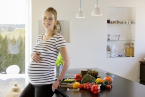 Clever essen für zwei: Warum Magnesium für Schwangere und Stillende so wichtig ist