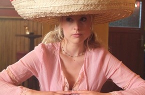 sixx: Diana Amft träumt als "Maja" von der großen Schauspieler-Karriere - auf sixx. "Maja" ab 5. März 2011 als Free-TV-Premiere (mit Bild)