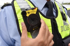 Polizei Essen: POL-E: Essen: Polizistinnen und Polizisten im Essener Süden tragen jetzt Bodycams - Neue Kamera flächendeckend in Essen und Mülheim im Einsatz