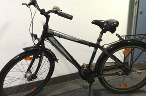 Polizeidirektion Bad Segeberg: POL-SE: Henstedt-Ulzburg - Polizei stellt Fahrrad sicher und sucht jetzt deren Eigentümer
