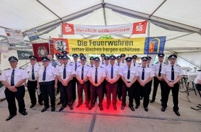 Freiwillige Feuerwehr Bedburg-Hau: FW-KLE: Freiwillige Feuerwehr Bedburg-Hau feiert Gemeinschaft, Engagement und gelebtes Ehrenamt