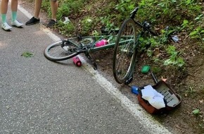 Polizeidirektion Landau: POL-PDLD: St. Martin - Autofahrer übersieht Rennradfahrer