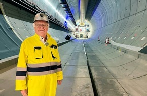 SWR - S&uuml;dwestrundfunk: Herrenknecht &uuml;ber Weltkrisen, sein privates Leben und Blumenk&uuml;bel