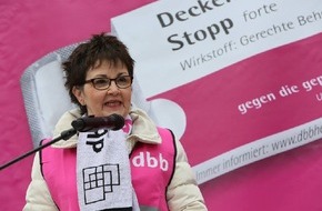 dbb Hessen beamtenbund und tarifunion: Politik nach Gutsherrenart / Protest des dbb Hessen gegen geplante Haushaltsbeschlüsse