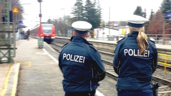 Bundespolizeidirektion München: Bundespolizeidirektion München: Bundespolizei ermittelt wegen zweier gefährlicher Körperverletzungen und sucht nach Zeugen: Beziehungsstreit eines Pärchens und heftiger Angriff zweier Unbekannter auf 32-Jährigen