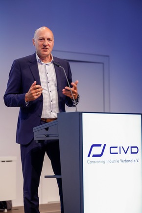 CIVD w&auml;hlt neuen Vorstand &ndash; Bernd L&ouml;her ist Verbandspr&auml;sident