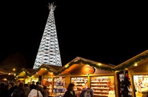 Innsbruck Tourismus: Innsbrucker Bergweihnacht verzaubert mit Christkindlmärkten und Swarovski-Kristallbaum - BILD