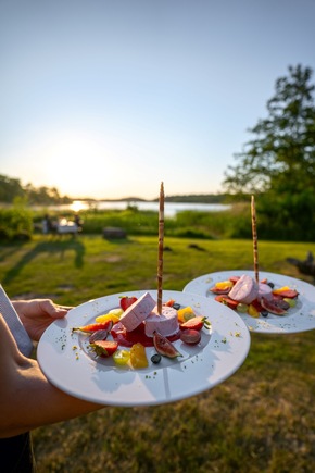 Dinner am See: Genuss mit Ausblick - Ein romantisches Gourmeterlebnis im Herzogtum Lauenburg