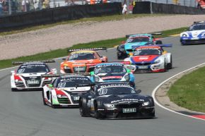 Heißer Spätsommer: ADAC GT Masters startet am Nürburgring