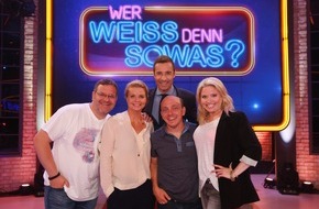 ARD Das Erste: Das Erste: "Wer weiß denn sowas?" - Das schlaue Wissensspiel mit Bernhard Hoëcker und Elton, moderiert von Kai Pflaume
Die Woche vom 10. August bis zum 14. August 2015, um 18:00 Uhr im Ersten