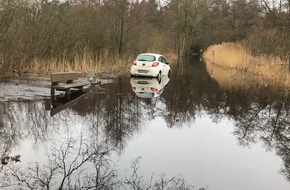 Polizeiinspektion Rotenburg: POL-ROW: ++ Zeuge rettet orientierungslosen Senioren aus Wümme-Hochwasser ++ Wohnwagen gerät in Brand ++ 20-jähriger Radfahrer bei Sturz verletzt ++