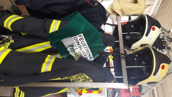 Feuerwehr Dinslaken: FW Dinslaken: Auch am Sonntag Sturmeinsätze für die Feuerwehr