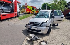 Freiwillige Feuerwehr Gangelt: FW Gangelt: Schwerer Verkehrsunfall auf Bundesstraße