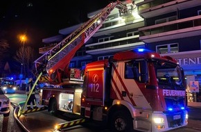 Feuerwehr Moers: FW Moers: Silvesterbilanz Feuerwehr Moers / 15 Brandeinsätze nach dem Jahreswechsel