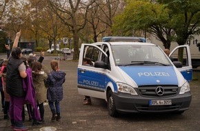 Polizeipräsidium Mainz: POL-PPMZ: Mainzer Polizistinnen lesen für Grundschulkinder