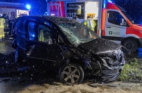 Freiwillige Feuerwehr Alpen: FW Alpen: Fünf Verletzte nach Verkehrsunfall