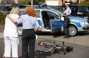 Polizei Rhein-Erft-Kreis: POL-REK: 180206-3: Schwer verletzte Radfahrerin nach Kollision mit Lkw - Brühl