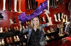 ProSieben: In High Heels auf die Zielgerade - Beim Werbespot-Dreh für Schuhe zeigen Heidi Klums Mädchen, ob sie die Besten der Besten sind (mit Bild)