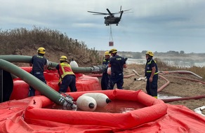 THW SN-TH: Brandeinsatz Gohrischheide: THW Wasserlogistik - Unverzichtbare Unterstützung bei Löscharbeiten der Feuerwehr