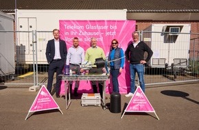 Deutsche Telekom AG: Breitband-Ausbau im Saarland: Breitbandbüro Saar und Telekom setzen Zeichen für digitale Zukunft
