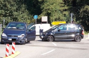 Polizeidirektion Landau: POL-PDLD: Verkehrsunfall mit vier Verletzten