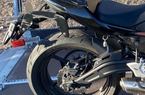 Polizeidirektion Landau: POL-PDLD: Gleisweiler - Motorradfahrerin verliert die Kontrolle