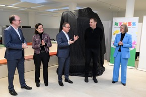 Jacques Tilly hat offizielles LAGA-Neuss Maskottchen entworfen