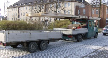 Polizeiinspektion Nienburg / Schaumburg: POL-NI: Gefährliches Unterfangen - Polizei zieht Gespann aus dem Verkehr -Bild im Download-