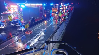 Feuerwehr Minden: FW Minden: Wasserrettungseinsatz am Abend