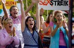 SAT.1: "Sexstreik!" - Elena Uhlig greift zu drastischen Maßnahmen, im gleichnamigen SAT.1-Film am Dienstag, 2. Februar 2010, um 20.15 Uhr