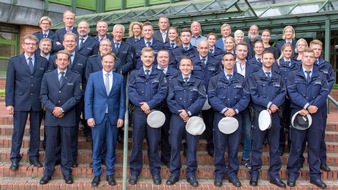 Kreispolizeibehörde Borken: POL-BOR: Kreis Borken - Landrat begrüßt neue Polizeibeamtinnen und -beamte