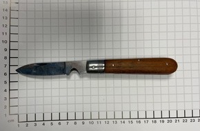 Bundespolizeidirektion Sankt Augustin: BPOL NRW: Mit Messer im Hbf - Bundespolizei nimmt Frau unter Widerstand fest