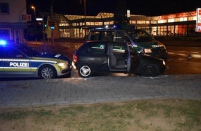 Polizei Mönchengladbach: POL-MG: Fahrzeugführer liefert sich Verfolgungsjagd mit der Polizei