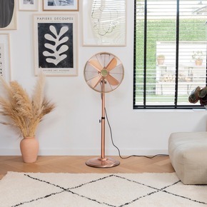 Abkühlung für heiße Tage: Lampenwelt.de präsentiert Ventilatoren, Poolbeleuchtung &amp; Co.
