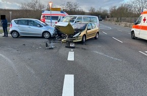 Polizeidirektion Neustadt/Weinstraße: POL-PDNW: Verkehrsunfall mit 3 verletzten Personen