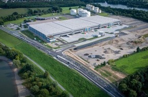 Ericsson GmbH: Ericsson vorkonfiguriert Campusnetze für die Industrie in Duisburger Supply Hub