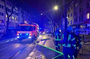 Feuerwehr M&uuml;lheim an der Ruhr: FW-MH: Ruhige Silvesternacht f&uuml;r Feuerwehr und Rettungsdienst in M&uuml;lheim an der Ruhr - 23 Brandeins&auml;tze und 27 Rettungsdiensteins&auml;tze