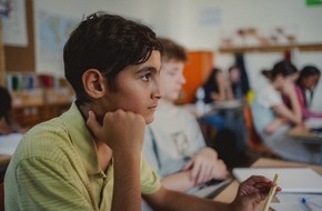 KiKA - Der Kinderkanal ARD/ZDF: Wie Kinder Armut und soziale Ungleichheit erleben / Film "Einfach ungerecht" und Doku aus der Reihe "stark!" am 12. Januar 2025 bei KiKA