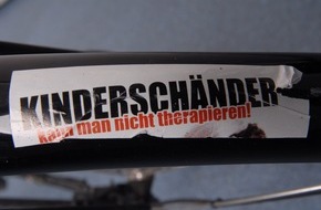 Polizeiinspektion Hildesheim: POL-HI: Handtaschenräuber stürzt und lässt Fahrrad zurück.