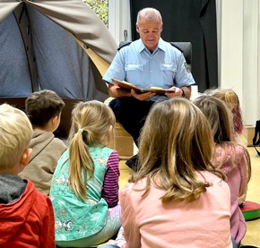 BPOL-KS: Bundespolizisten lesen für Kinder - Kasseler Bundespolizei beteiligt sich am bundesweiten Vorlesetag