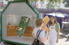 Nagra: Schaffhausen: Informationstour über radioaktive Abfälle auf dem Fronwagplatz eröffnet
