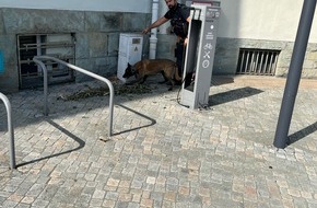 Kreispolizeibeh&ouml;rde Siegen-Wittgenstein: POL-SI: Polizeidiensthund Freya erfolgreich bei Suche nach Drogenverstecken - #polsiwi