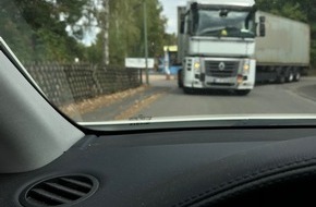 Polizeipräsidium Mainz: POL-PPMZ: Nach Unfallflucht: Wer kennt dieses Fahrzeug?