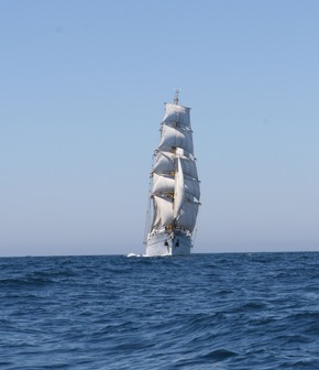 Deutsche Marine - Bilder der Woche: Auf &quot;Zeitreise&quot; mit der &quot;Gorch Fock&quot;