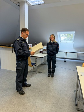 FW-MK: Neuer Grundausbildungslehrgang der Berufsfeuerwehr gestartet