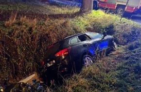 Polizeiinspektion Stade: POL-STD: Auto auf Stader McDonalds-Parkplatz beschädigt und geflüchtet, 41-jähriger Autofahrer unter Alkoholeinfluss in Graben gefahren und leicht verletzt, Einbrecher in Himmelpfortener ALDI-Markt