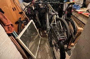 Polizeiinspektion Göttingen: POL-GÖ: (203/2025) Göttingen: Zufallsfund bei Durchsuchung in anderer Sache - Polizei entdeckt dreizehn Räder und zwei E-Scooter in Wohnhaus in der Weststadt, Ermittlungen dauern an